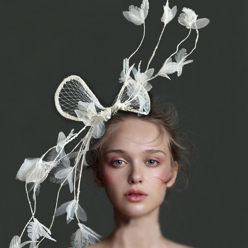 カチューシャ ヘッドドレス ヘア アクセサリー ヘッドバンド ヘアバンド パフォーマンス アクセサリー ドレス 花 森 美しい レディース
