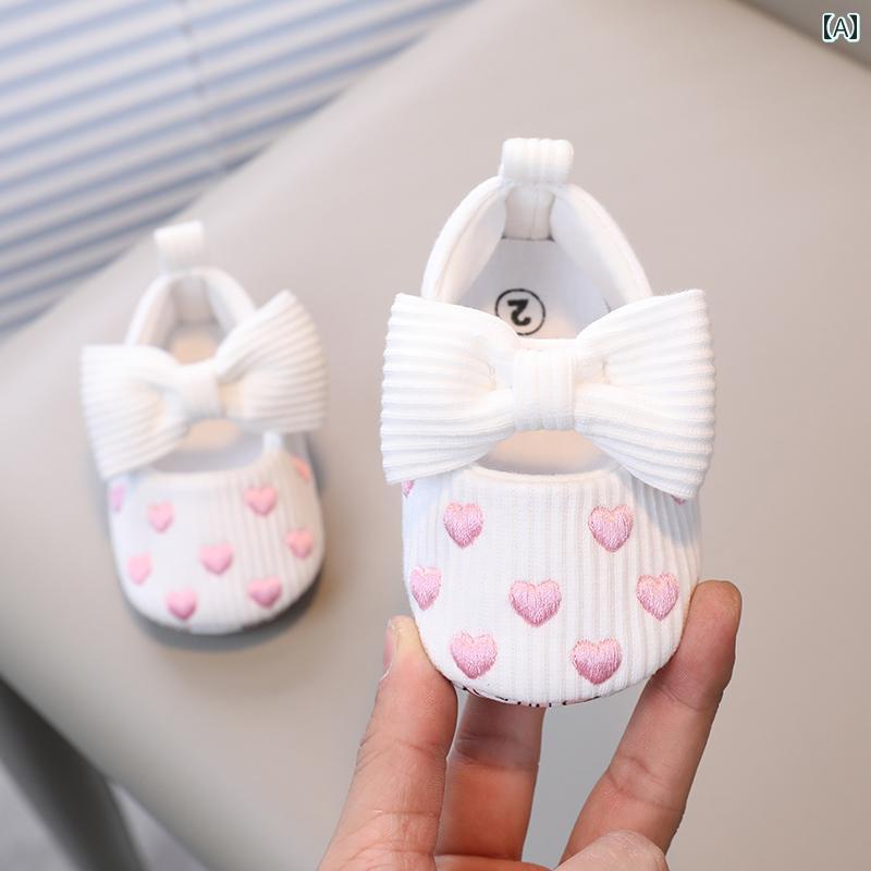 ベビー シューズ 赤ちゃん 布靴 靴下 かわいい モチーフ ソックス 心地 快適 シューズ 普段使い生活 散歩 おしゃれ