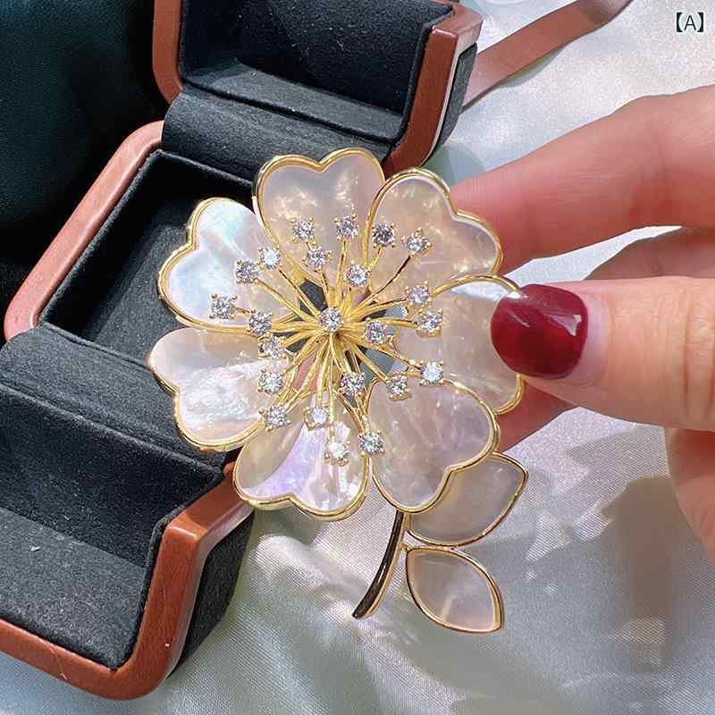 胸飾り 御祝い レディース 格好のいい 窈窕たる こんち フリチラリア 花  胸花 パール プルオーバー ピン 背広 細かく 大きめ 胸章