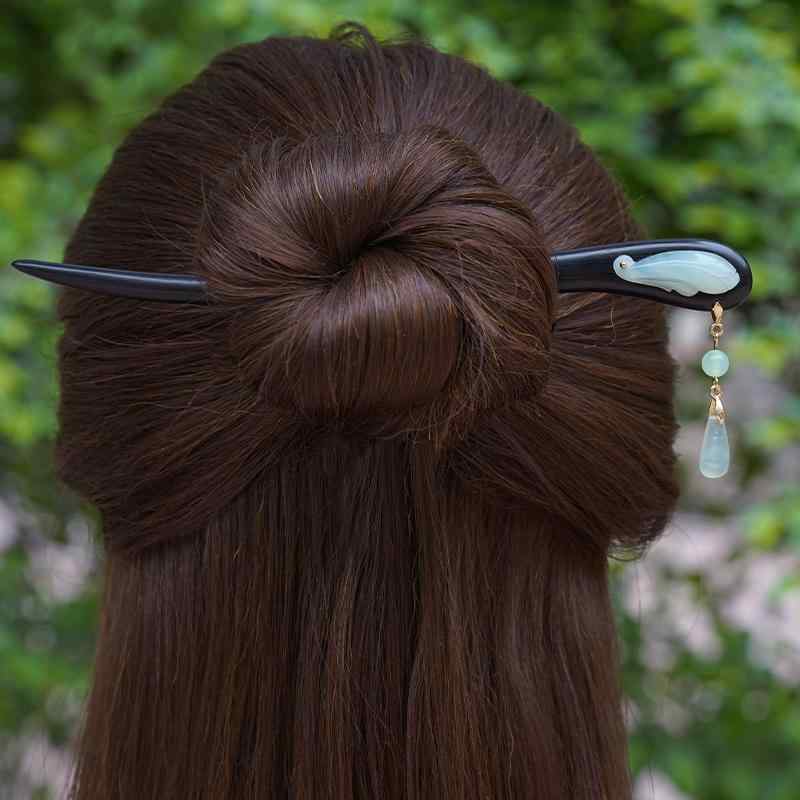 ヘアヘアアクセサリー かんざし ヘアピン 木 頭 フリンジ 黒檀 髪飾り 髪留め 大人式 母の日 ギフト レトロ おしゃれ モダン レトロ レディース シンプル ナチュラル 装飾品 撮影 小道具 レディース