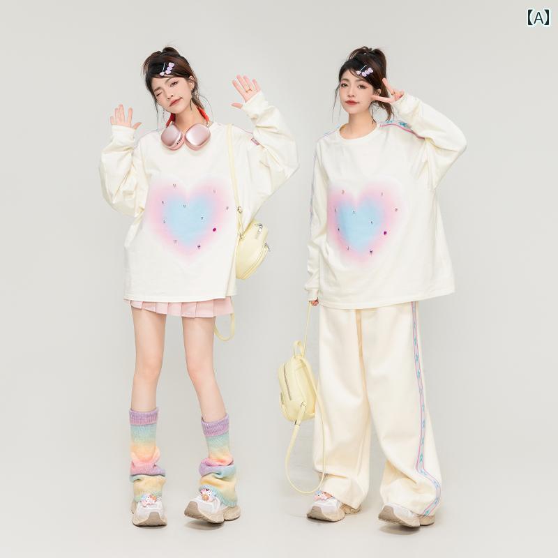 長袖トップス スウェット パステル ハート プリント ラウンドネック 秋 ミルク オーバー サイズ ゆったり 快適 楽ちん ラグラン 韓国 ファッション かわいい おしゃれ 普段使い使い