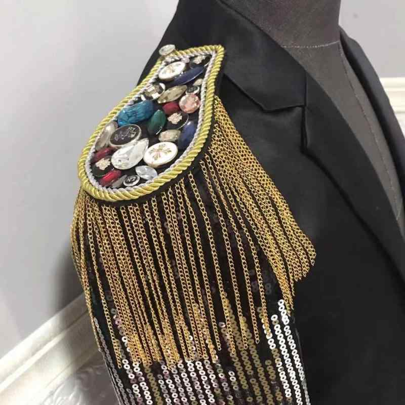 雑貨 パンク メタル タッセル 肩章 メンズ レディース スーツ ドレス 子供 競技 ブローチ ショルダー アクセサリー 韓国