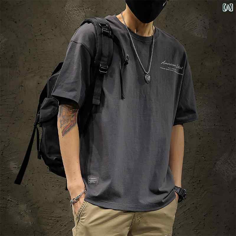 メンズ 半袖 Tシャツ 夏 トップス ラウンドネック 韓国 バックプリント テキスト英文字 バッジ装飾 ワンポイントプリント ひんやり 涼しい 快適 コットンウール コットン100 カジュアル レジャー カジュアル おしゃれ