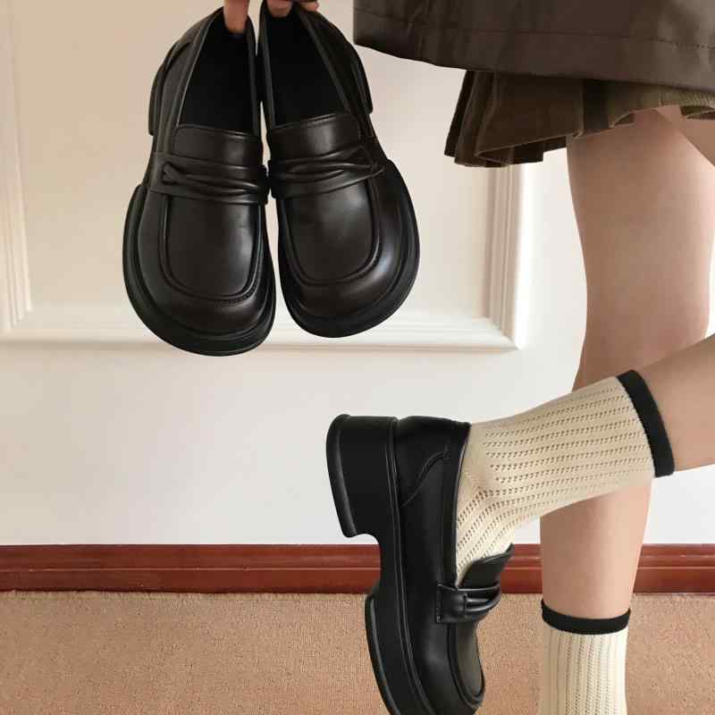レディース レザー シューズ ラウンドトゥ レトロ ブラック 厚底 スモール レザーシューズ 女性用 制服 スリッポン ローファー