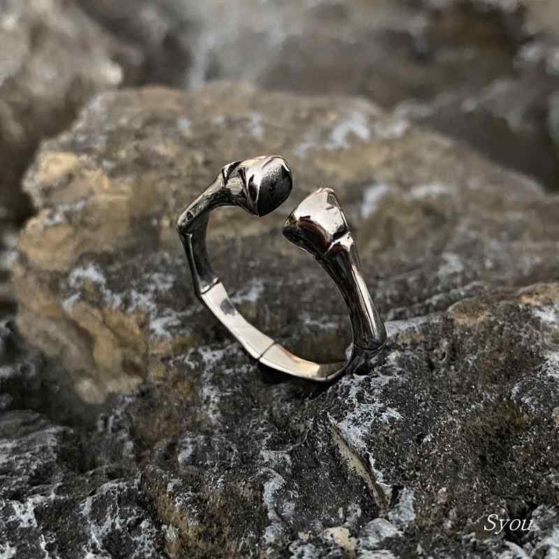 指輪 ベルボトム シンプル 開口部 調整可能 リング チタン鋼 カップル ニュートラル ダーク アクセサリー ファッション