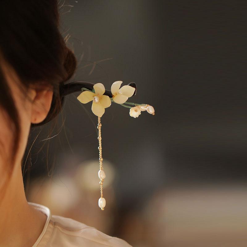 ヘアアクセサリー かんざし ヘアピン タッセル 花柄 木 頭 髪飾り 髪留め 魅惑 ギフト レトロ おしゃれ レトロ レディース シンプル 大人式 母の日 クラシックモダン 装飾品 撮影 小道具 レディース