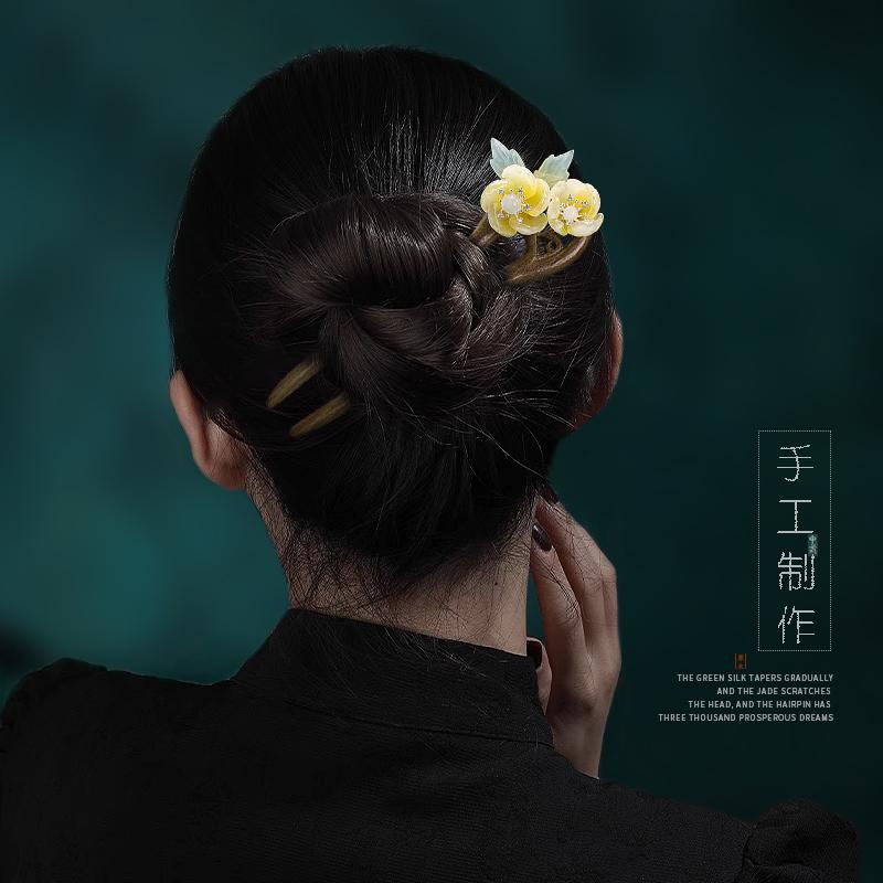 ヘアアクセサリー かんざし ヘアピン U字型 二本差し 木 頭 髪飾り 髪留め 大人式 母の日 ギフト レトロ おしゃれ 簪 レトロ レディース シンプル クラシカルモダン 装飾品 撮影 小道具 レディース