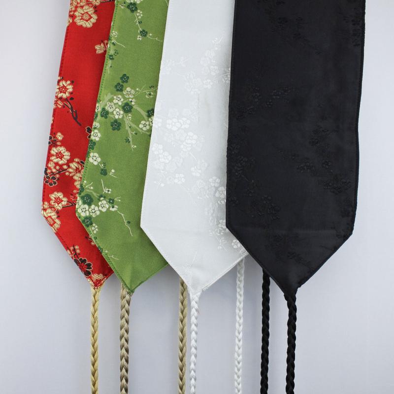 帯ベルト サッシュ 腰紐 和風 タッセル紐 アンティーク 花刺繍 ベルト サテン ウエストバンド 衣装 コスプレイヤー 豪華感 メンズ レディース兼 海外旅行 風 文化