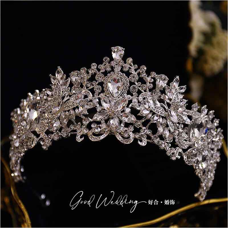 ティアラ クラウン レディース アクセサリー ブライダルジュエリー シンプル プリンセス 誕生日 花嫁 結婚式 ウェディングドレス