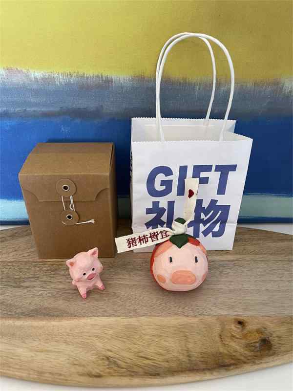 デスクトップオーナメント 置き物 柿 豚 木彫り デスクトップ カー 装飾品 休日 祝福 友人 誕生日 プレゼント 最適