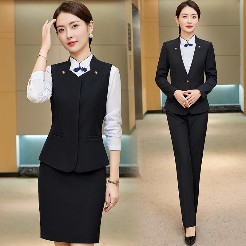 レディース スーツ 上品 ホテル 銀行 営業 広報 制服 ユニフォーム ホテル ワークウェア ジャケット ベスト シャツ スカート パンツ 秋冬