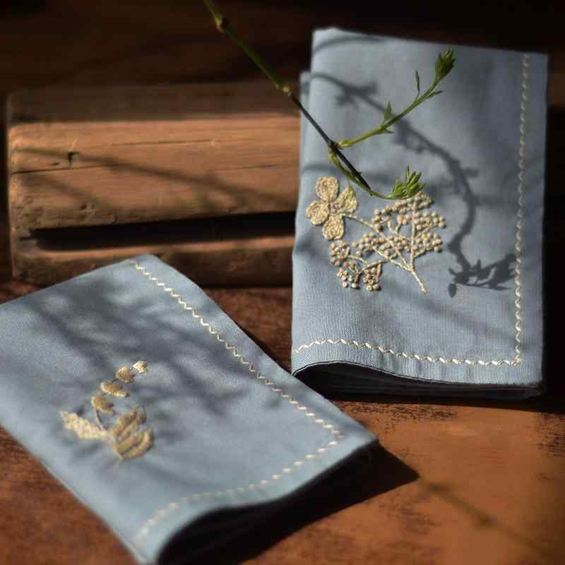 ハンカチ おしゃれ シンプル 刺繍 先染め 綿 レディース 優しい 二重層 吸汗 正方形 28*28cm レディース ボタニカル ステッチ