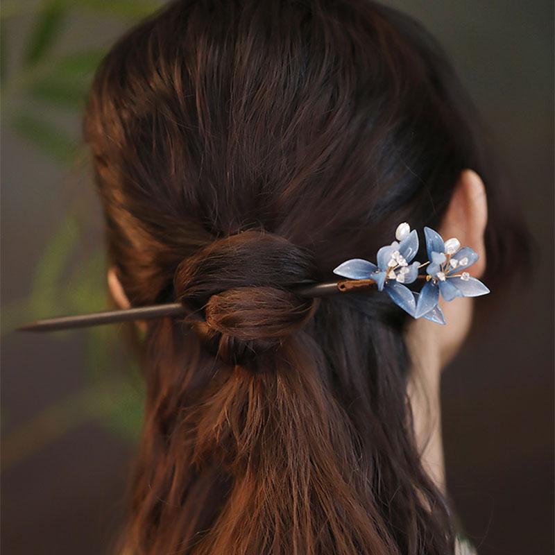 ヘアヘアアクセサリー かんざし ヘアピン 木 頭 花髪飾り 髪留め 櫻 ウッド 大人式 母の日 ギフト レトロ おしゃれ モダン レトロ レディース シンプル ナチュラル 装飾品 撮影 小道具 レディース