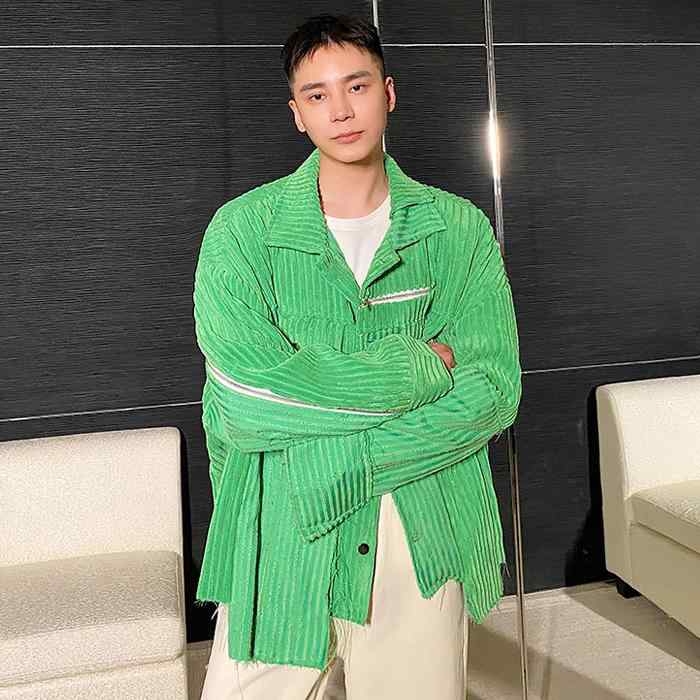 上衣 的 流行り物非対称的 置き目 外辺部 成人男性 成人女性 御居処 跳ねる 表どおり 螢光 緑であること コール天 成人男性 成人女性 利益