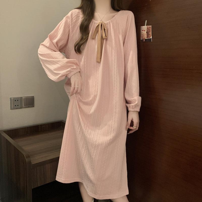 ナイトウェア レディース ゆったり 長袖 ニット 綿混 無地 かわいい 高級感 ルームワンピース パジャマ 部屋着 外出OK 3シーズン対応 快適 通気性 ストレッチ リラックスウェア