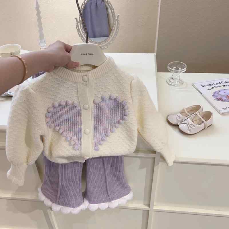 子供服 女の子 ベビー キッズ セットアップ 秋冬 裏起毛 厚手 暖かい 韓国風 おしゃれ カジュアル ニットカーディガン 花柄ロングパンツ 2点セット