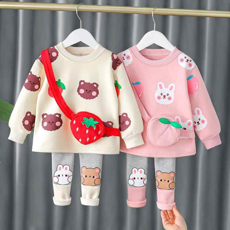 ベビー 女の子 裏起毛 厚手 長袖 プルオーバー セットアップ 秋冬 かわいい キャラクター プリント トップス ロングパンツ 2点セット 綿 コットン 部屋着 お出かけ 通園 韓国ファッション