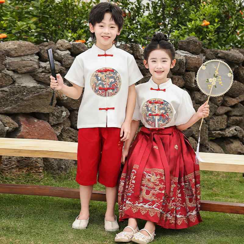 チャイナ服 キッズ 子供 男女兼用 柔らか素材 春夏 華やか 舞台衣装 発表会 イベント 漢服 中華風 古典衣装 小学生 中学生 セットアップ 4,514円
