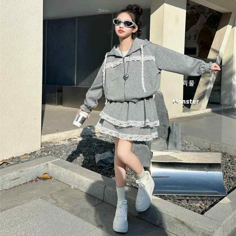 セットアップ ガールズ 韓国子供服 スウェットジャケット レーススカート 春秋 綿混 やわらか カジュアル おしゃれ かわいい 長袖 ジュニア 通学 普段着 2点セット