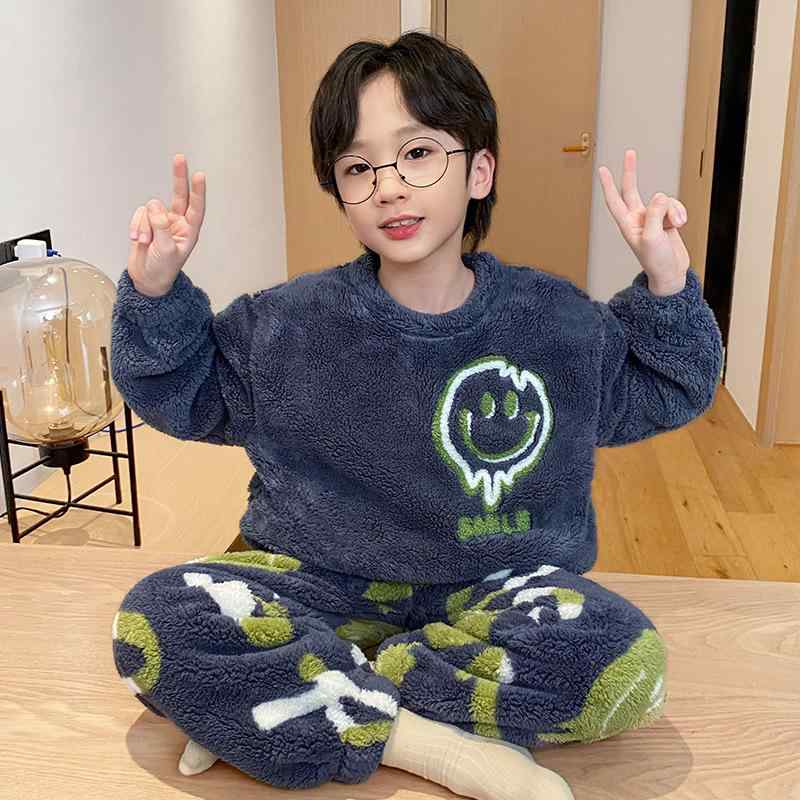 パジャマ キッズ 男の子 厚手 裏起毛 あったか 長袖 サンゴフリース フランネル ルームウェア 上下セット 子供用 ふわふわ 暖かい 秋冬