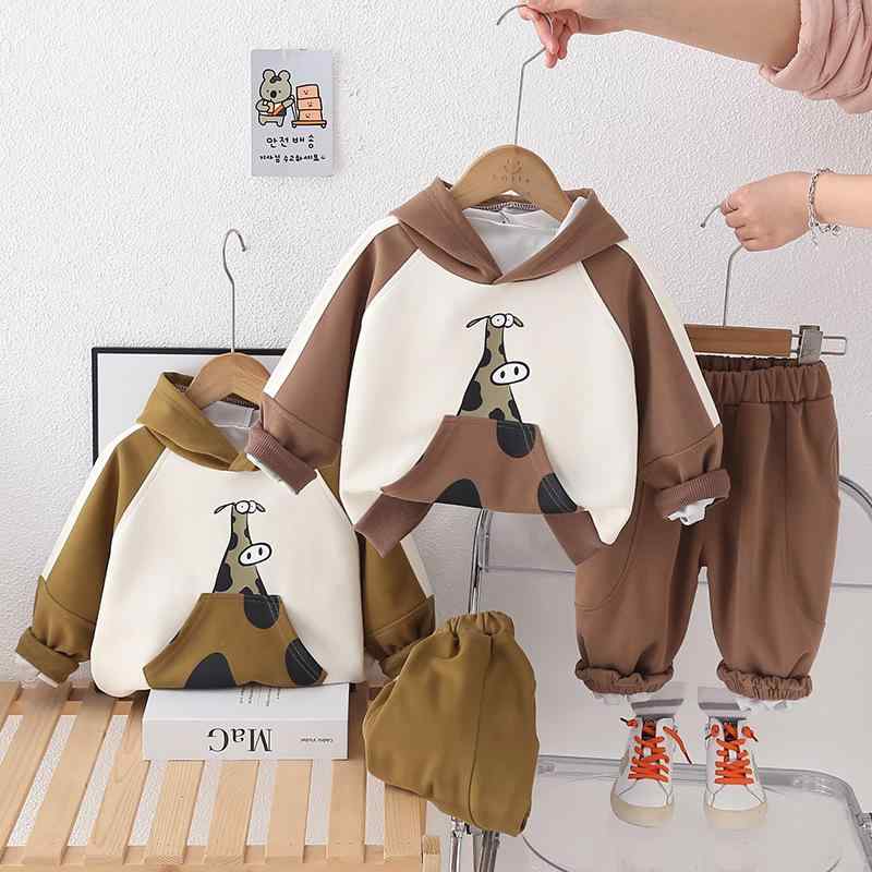セットアップ 男の子 ベビー キッズ 春秋 長袖 かわいい キリン柄 パーカー プルオーバー トップス パンツ 綿混 やわらか素材 普段着 部屋着 通園 通学 2点セット