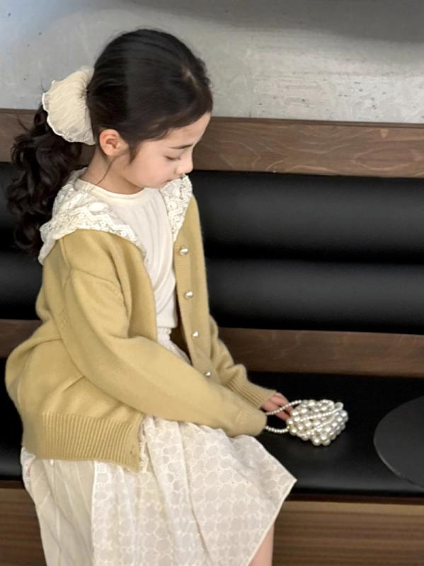 ニットカーディガン キッズ 女の子 柔らかい 肌触り フード付き レース 長袖 ボタン 前開き アクリル 韓国風 おしゃれ 春秋 通学 お出かけ 普段使い ジンジャーイエロー