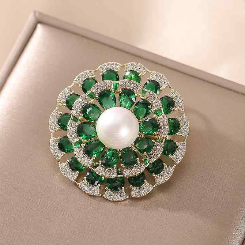ブローチ レディース 多機能 精巧な細工 ゴールドカラー 緑水晶 太陽花 フラワーモチーフ 淡水パール 上品な高級感 韓国風 コート スーツ ジャケット 卒業式 入学式 式典 イベント 銅製