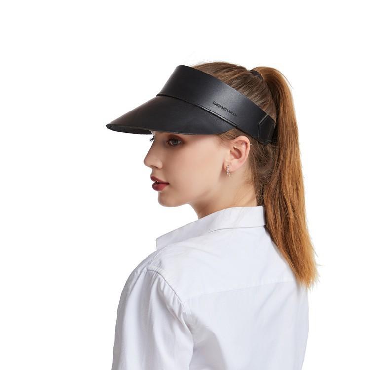 サンバイザー 接触冷感 UVカット 紫外線対策 日よけ 本革 牛革 ワイドつば 肌に優しい サイズ調整可能 通気性 春夏 ゴルフ スポーツ アウトドア レジャー 旅行 タウンユース おしゃれ ファッション小物