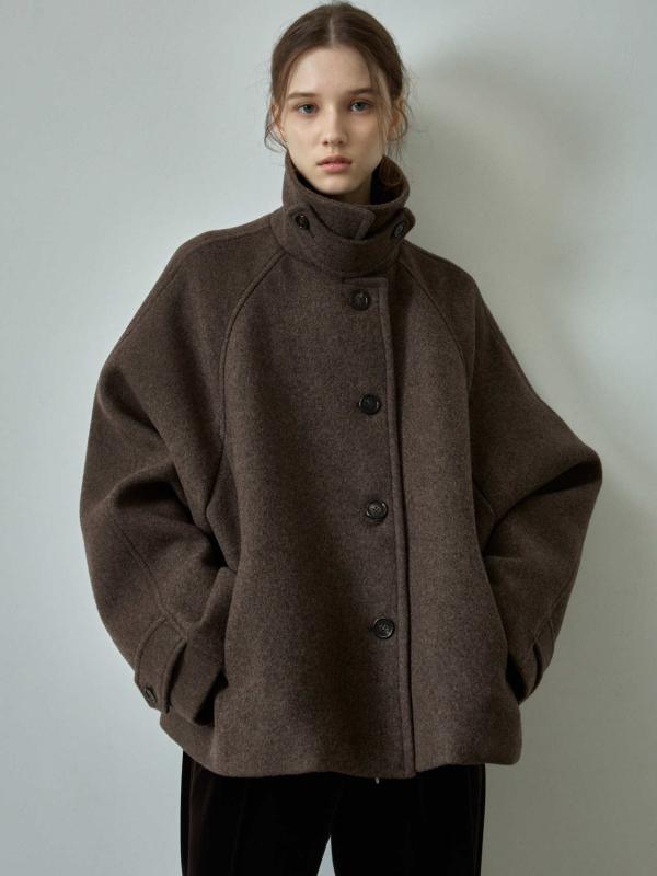 コート レディース ウール カシミヤ混 厚手 秋冬 デザイン ビッグシルエット ミディ丈 ストレート スタンドカラー ラグランスリーブ 通勤 オフィス きれいめ 無地 シングルボタン｜セキュアデポ