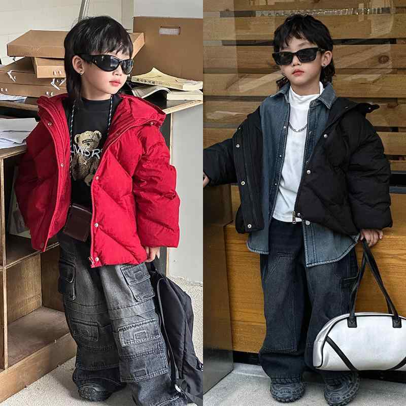 ダウンジャケット 男の子 キッズ 冬 厚手 極暖 防寒 フード付き ショート丈 ホワイトダックダウン 95% ルーズフィット 通学 通園 普段使い あったかい