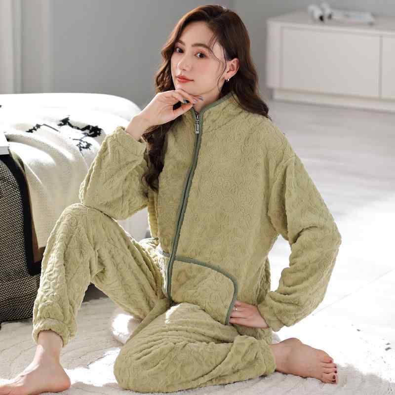 ルームウェア レディース 女性用 パジャマ ふわふわ もこもこ サンゴフリース 厚手 裏起毛 極厚 保温 暖かい フランネル セットアップ 長袖 長パンツ 部屋着 ワンマイルウェア 秋冬