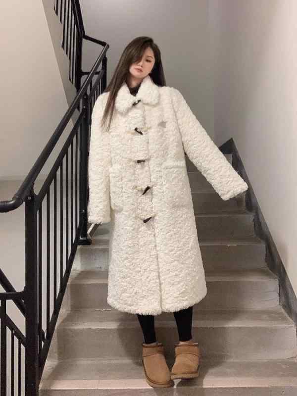 フェイクファーコート レディース 女性用 フェイクスエード一体型 保温性 暖かい 立ち襟 長袖 ホワイト もこもこ ロング丈 アウター 秋冬 大人可愛い