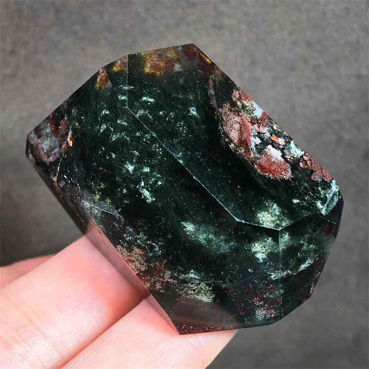 置物 天然石 パワーストーン 開運 風水 聚宝盆 緑幽霊水晶 四季彩幽霊 原石 研磨 不定形 千層 ピラミッド 財運 幸運 インテリア オブジェ モダン シンプル グリーン 縁起物