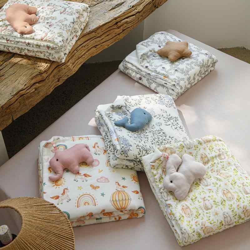 ベビー 肌掛け布団 接触冷感 オールシーズン 新生児 子供 キッズ 幼稚園児 竹繊維 コットン 大豆繊維 お昼寝 冷房対策 カートゥーン プリント柄