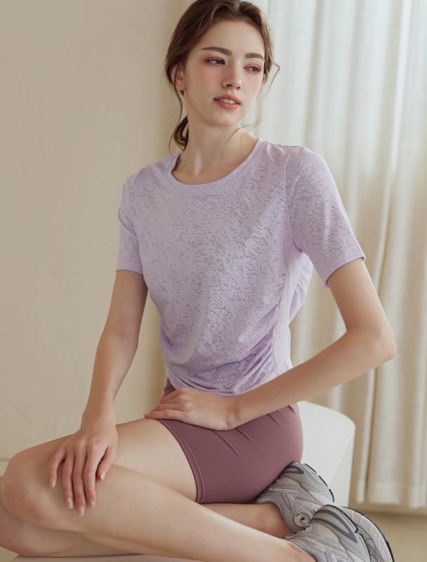 Tシャツ レディース 速乾 細見え 高級感 ヨガウェア スポーツトップス 半袖 無地 伸縮性 ランニング トレーニング ピラティス ジム フィットネス 春夏秋