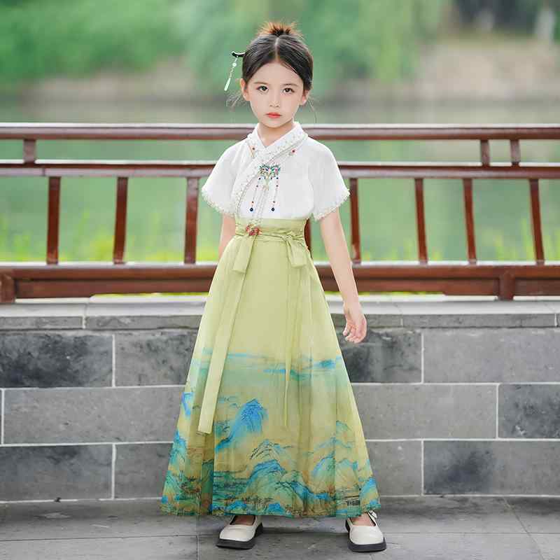 唐装 女の子 キッズ 漢服 中国風 馬面スカート 高級感 華やか エレガント シフォン ポリエステル 千里江山柄 グリーン 春夏 発表会 イベント 誕生日 写真撮影 5,018円