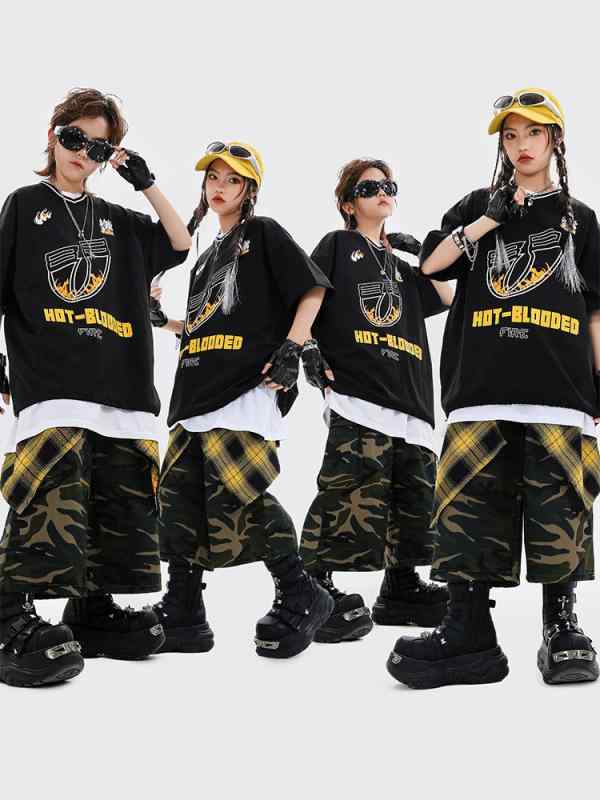 ダンス衣装 キッズ 男の子 女の子 ストリート ヒップホップ クール かっこいい 半袖 Tシャツ 七分丈 パンツ セットアップ 黒 炎柄 迷彩柄 春夏 綿 コットン 発表会 ステージ イベント 練習着
