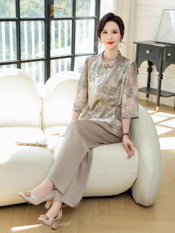 Tシャツ セットアップ レディース ミセス ハイミセス 春夏 半袖 接触冷感 シルク調 九分丈 ワイドパンツ チャイナ風 刺繍 花柄 2点セット ルームウェア 部屋着 涼しい 体型カバー ゆったり 40代 50代 60代|セキュアデポ