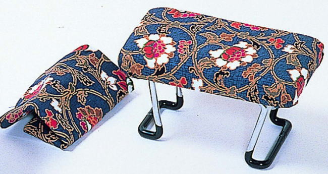 A Chair Carrying For The Buddhist Altar Prayer The Small