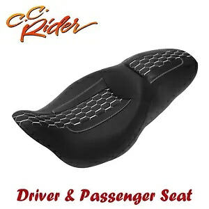 C.C.ライダー ドライバー + 助手席ピリオン ハーレー ストリート ロード グライド 09-23 に適合 C.C. RIDER Driver +Passenger Seat Pillion Fit For Harley Street Road Glide 09-23 【並行輸入品】