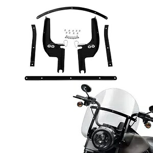 ブラックフロントガラスブラケットマウントキットハーレーロードキング 1994 1995-2024 に適合 Black Windshield Bracket Mount Kit Fit For Harley Road King 1994 1995-2024 【並行輸入品】