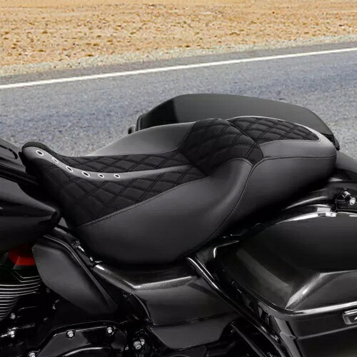 ハーレーロードストリートグライド 2009-2023 運転席助手席ピリオンシートに適合 Fit For Harley Road Street Glide 2009-2023 Driver Passenger Pillion Seat 【並行輸入品】