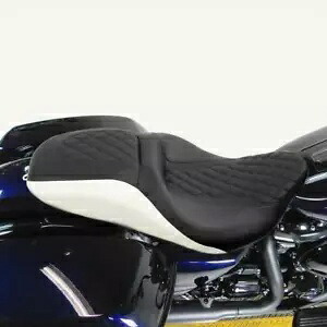 ワンピースライダー助手席ハーレーツーリングストリートロードグライドキング 2009-23 One Piece Rider Passenger Seat For Harley Touring Street Road Glide King 2009-23 【並行輸入品】