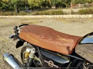 エンフィールド ダイヤモンド スクランブラー ブラウン 130 インターセプター ドライバー & ピリオンシートに適合 Fit For Enfield Diamond Scrambler Brown 130 Interceptor Driver & Pillion Seat 【並行輸入品】