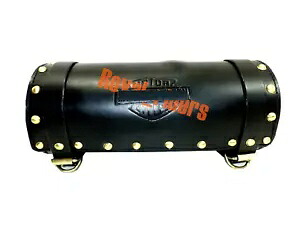 ハーレーダビッドソンバイク用エンボス加工レザーツールロールバッグ ブラックブラススタッド LEATHER TOOL ROLL BAG EMBOSSED FOR HARLEY DAVIDSON MOTORCYCLE BLACK BRASS STUDS 【並行輸入品】