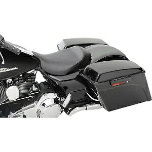 サドルメン S3 スーパースラム ソロサット、08-20 ハーレーツーリング Saddlemen S3 Super Slammed Solo Sat for 08-20 Harley Touring 【並行輸入品】