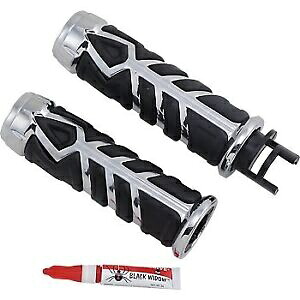 Kuryakyn 5635 クローム スピア ハンド グリップ 14-17 インディアン チーフ クラシック / チーフタン用 Kuryakyn 5635 Chrome Spear Hand Grips for 14-17 Indian Chief Classic / Chieftan 【並行輸入品】