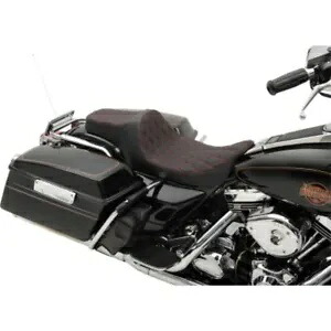ドラッグ スペシャリティーズ プレデター III シート レッド ダブル ダイヤモンド ハーレー 97-07 ツーリング Drag Specialties Predator III Seat Red Double Diamond Harley 97-07 Touring 【並行輸入品】