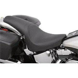 ドラッグスペシャリティーズ プレデター スムースシート ハーレー FXST 00-05 FLST 00-17用 Drag Specialties Predator Smooth Seat for Harley FXST 00-05 FLST 00-17 【並行輸入品】