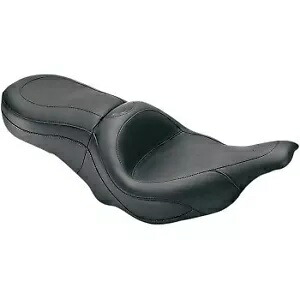 マスタング 75454 スムース ワンピース スポーツ ツーリング 2 アップ シート 97-07 FLHT/FLTR 用 Mustang 75454 Smooth One-Piece Sport Touring 2-Up Seat for 97-07 FLHT/FLTR 【並行輸入品】